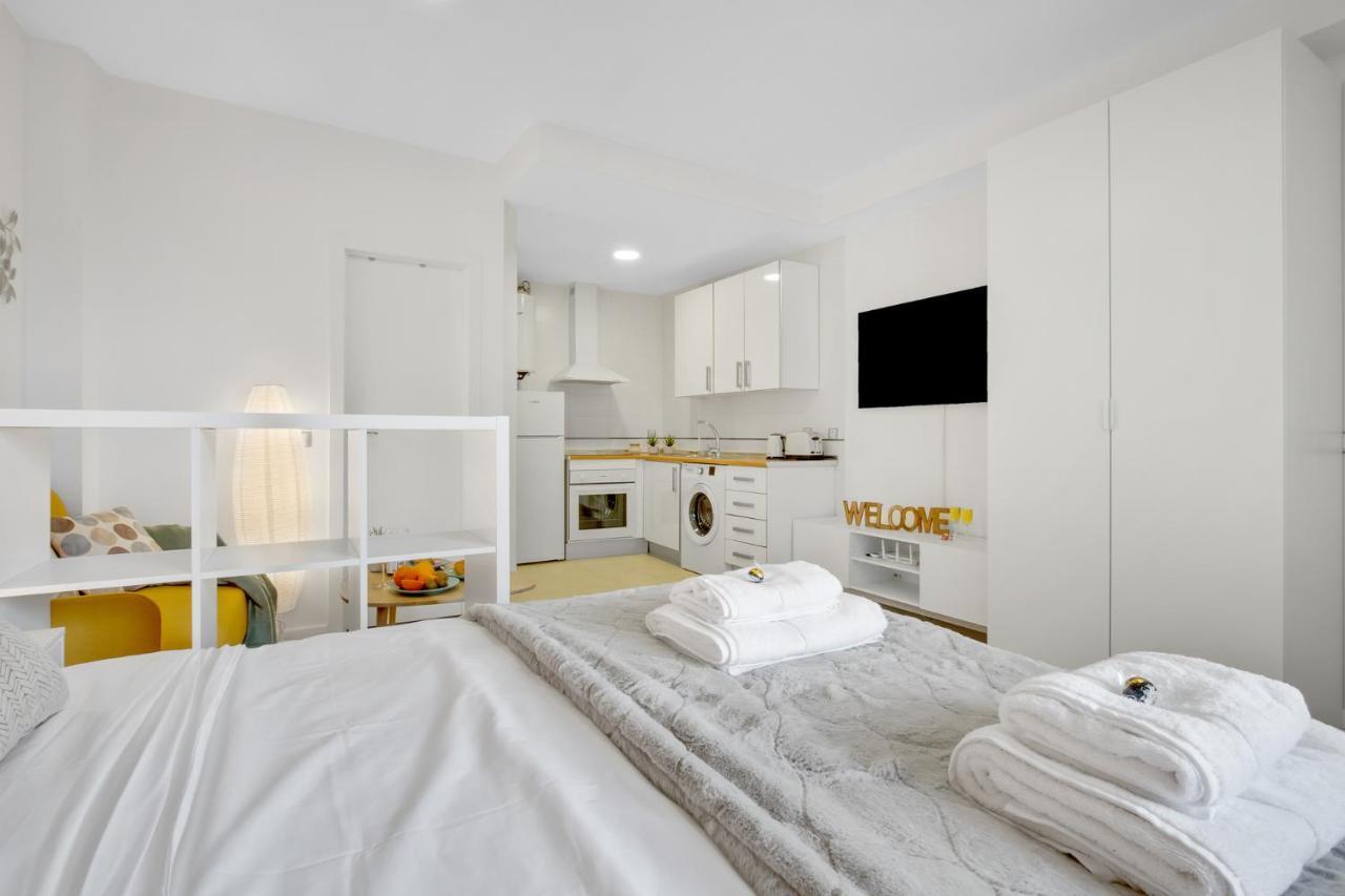 Apartamento Welcome Malaga Bagian luar foto